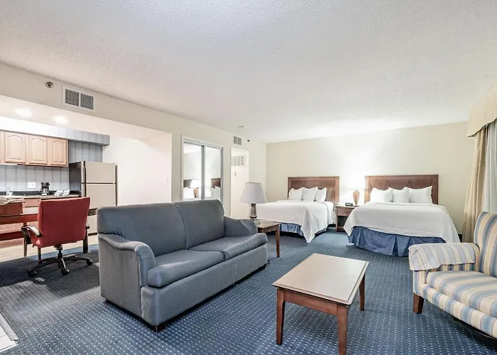 Doral Inn & Suites Miami Airport West