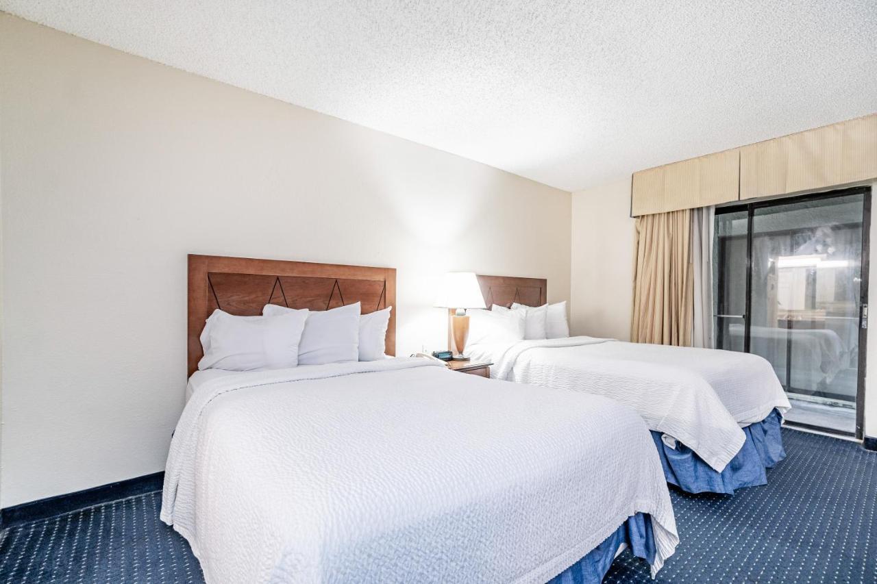 Hotel & Miami Airport West *