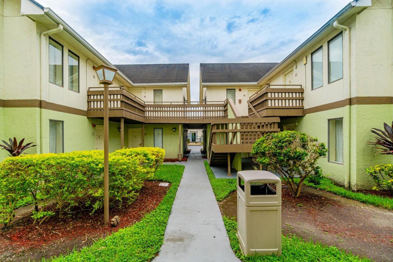 & Miami Airport West Hotel Doral